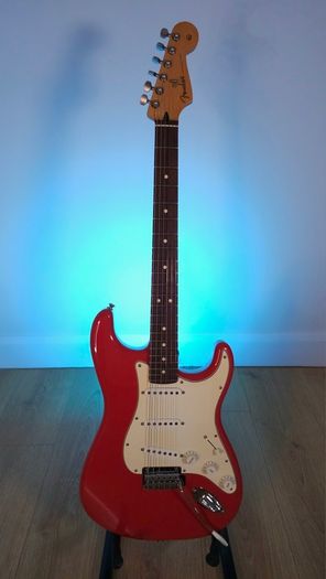 Fender Stratocaster Player Series, Fiesta Red