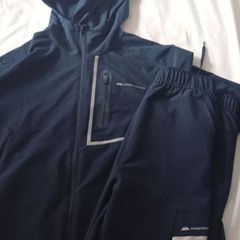 2 piece immaculate condition