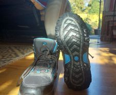 Boys hiking boots