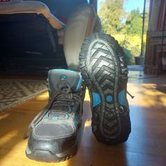 Boys hiking boots