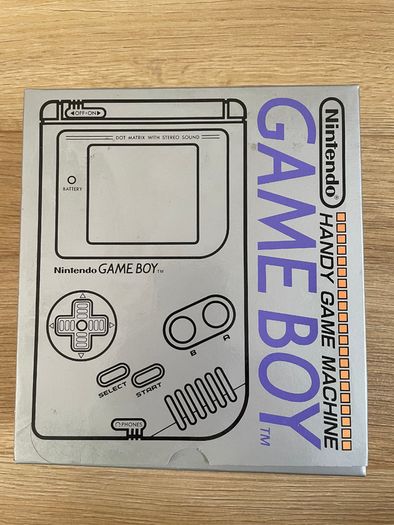 Nintendo Gameboy Classic DMG-001 Boxed with Earphones, Manual and Flash Card 4GB