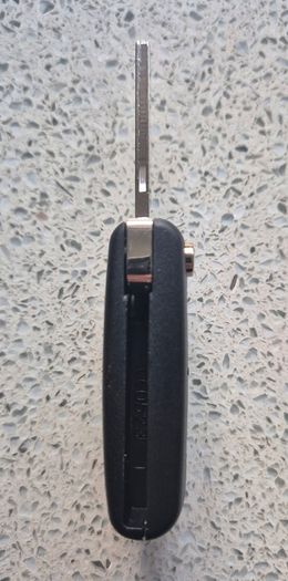 X2 Nissan 2-Button Flip Key Fob - Uncut Blade