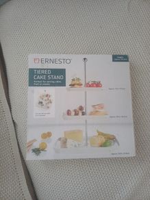 cake stand