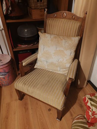 Boutique Armchair
