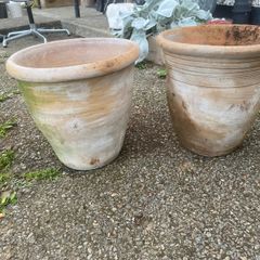 terracota pots