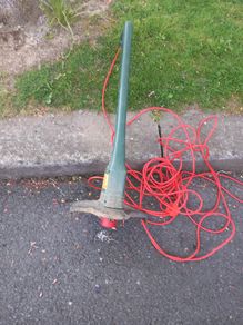 Electric strimmers
