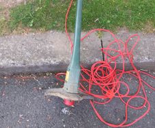 Electric strimmers