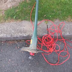 Electric strimmers