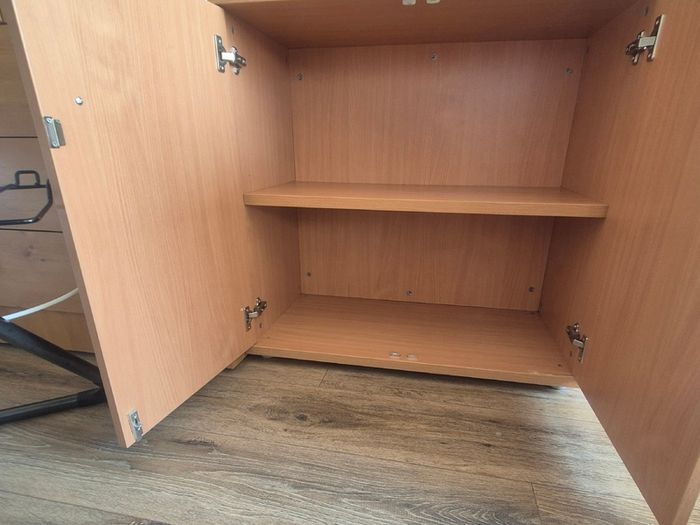 Storage cabinet