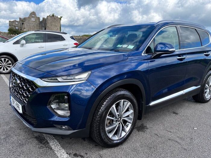 Hyundai Santa Fe 2WD Executive Plus 5DR