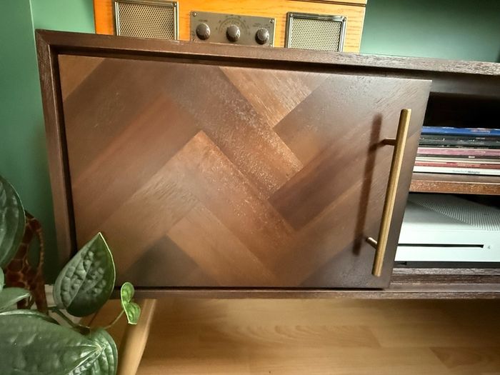 TV Unit