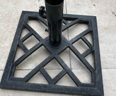 Cast Iron Garden Parasol Base / Umbrella Stand