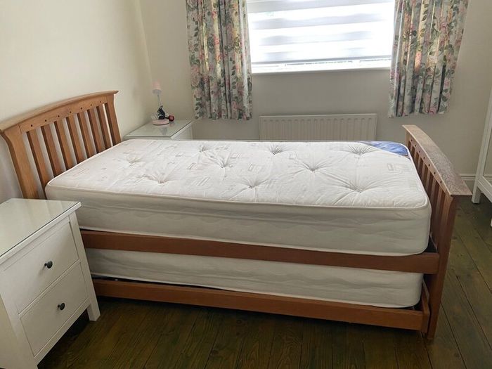 Trundle Bed