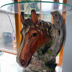 Horse Head Table