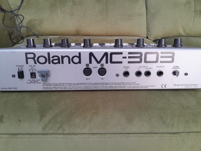 Roland MC303 Groovebox