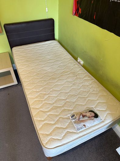 Free bed full set