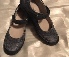 Lea Lelo Shoes, size EU-33, UK-1