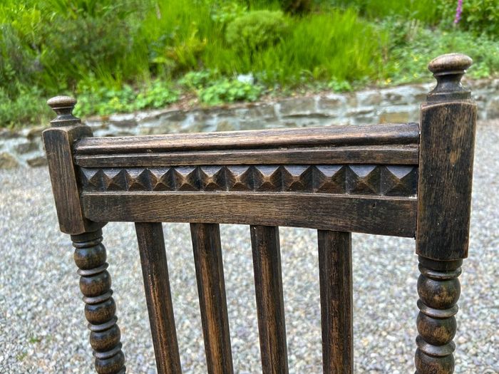 Oak dining chairs x 4
