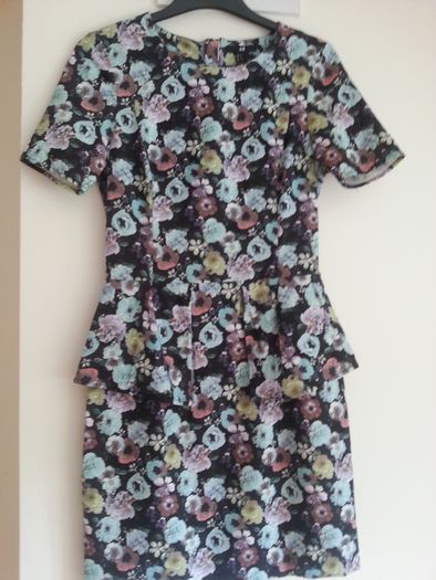BNWT floral dress size 10