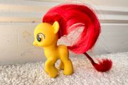 My Little Pony G4 Wedding Flower Fillies Apple Bloom approx. 7 cm. Used Please see photos