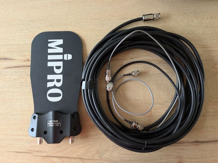 Mipro - wireless mics