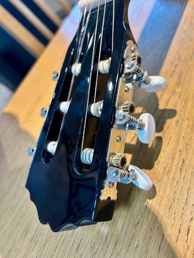 Tenson 3/4 student classical guitar