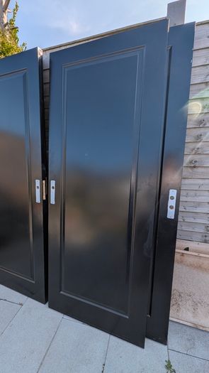 4 hollow core doors