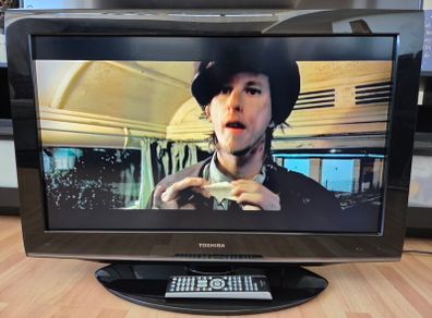 32" Lcd Tv/dvd Player Combo