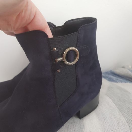 Gabor navy boots