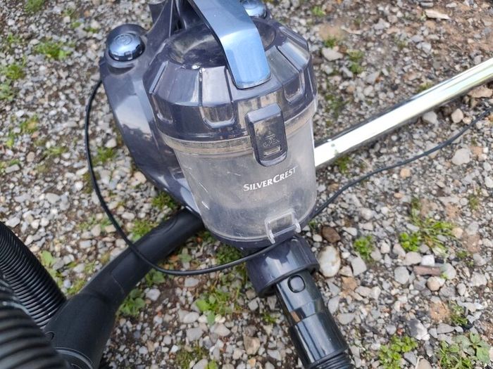 Vacuum Cleaner
