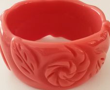 Coral/Pink Floral-Etched Plastic Bangle
