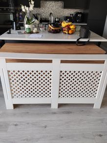 Used,radiator cover