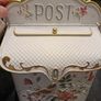 post box Image 2