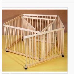 Playpen, Collapsible wooden