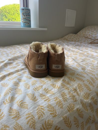 Australian UGG Men's Sheepskin Ankle Boot Size UK9/EUR43