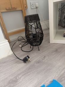 Table lamp