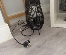 Table lamp