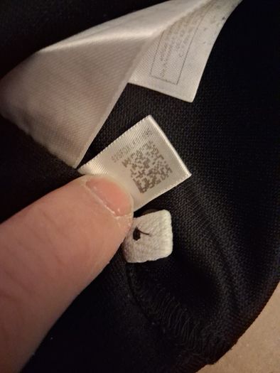 All Blacks Jersey.  Official New Zealand All Blacks Mens Home Jersey. Authentic Original Adidas No Sponsor Jersey From Year 2007..Not A Modern Day Remake.