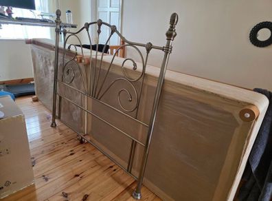 free kingsize divan bed base and headboard