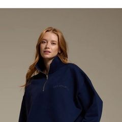 QDQ Queens Don't Quit sweatshirt