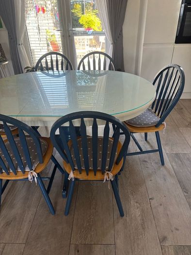 free table & chairs