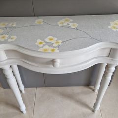 Hall/Dressing table