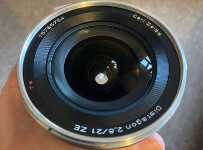 Zeiss 21mm F/2.8 - PRICE DROP - Distagon EF Fit -