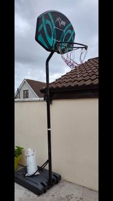 basketball hoop with stand