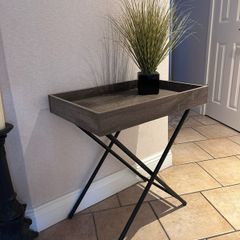 Tray Table