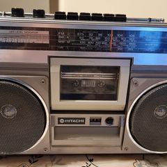 Hitachi TRK-7000E, Made in 1985, see the pictures, need service