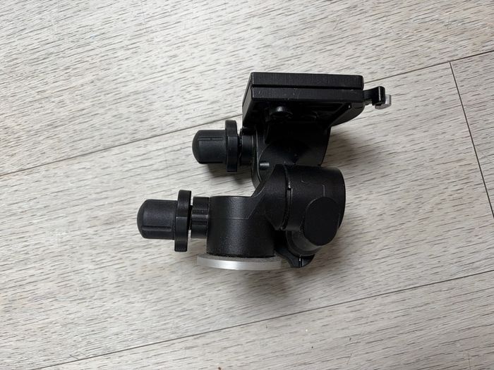 Manfrotto 410 Junior Geared Tripod Head