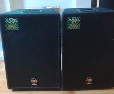 Yamaha speakers Ax15