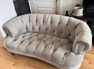 Luxury Grey/Silver Velvet Chesterfield 2-Seater Sofa