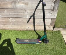 Stunt scooter
